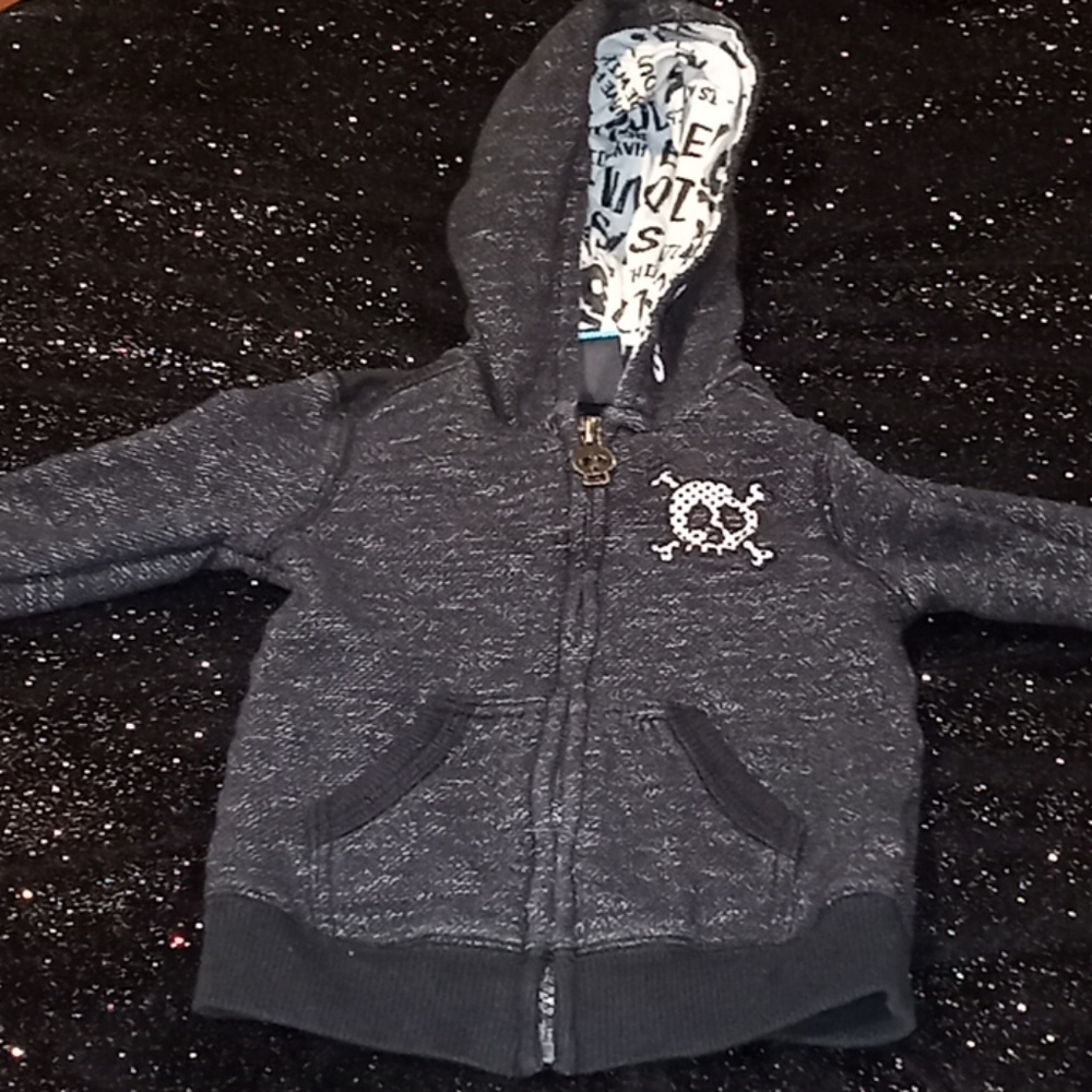 Baby skull & crossbone sweater